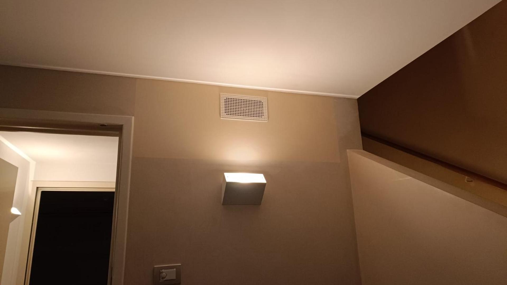 Giulia Luxury Apartment Сирмионе Стая снимка